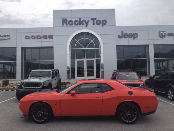 2022 dodge challenger in burnips, michigan