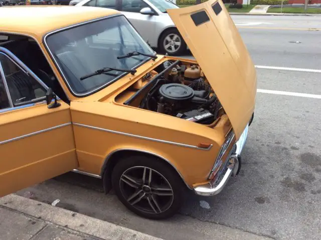 1980 lada 2103