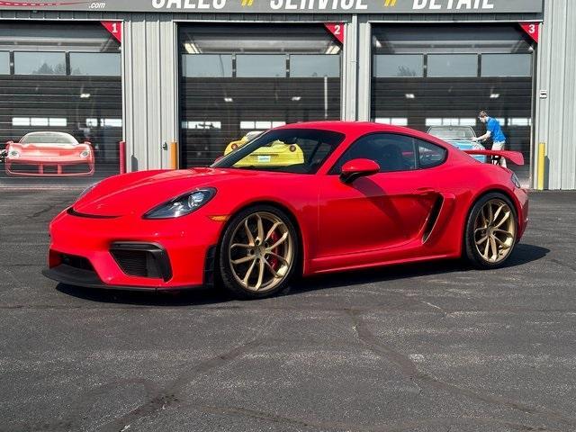 2022 porsche 718 cayman gt4