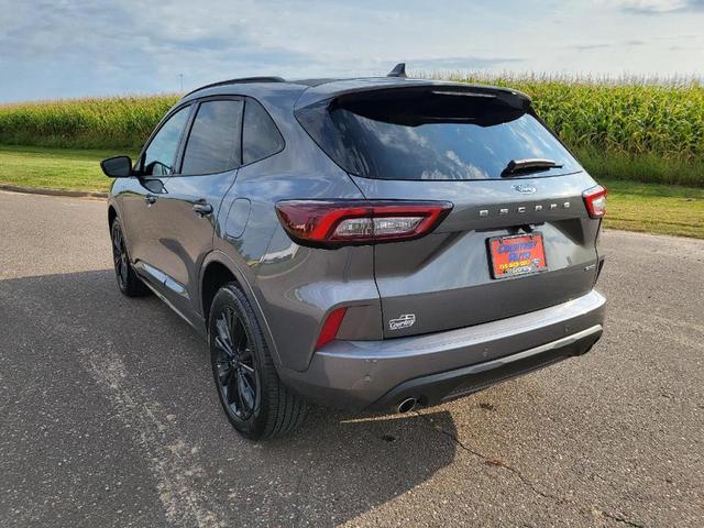 2023 ford escape st-line elite