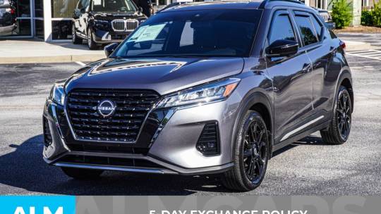 2022 Nissan Kicks sr
