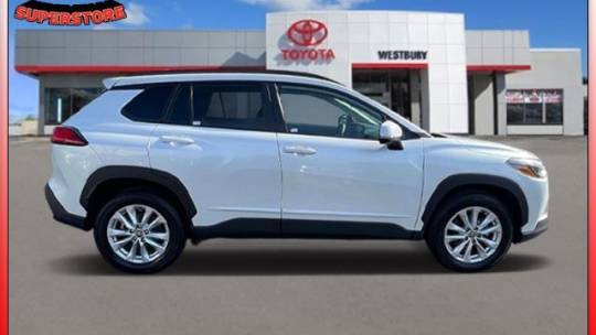 2022 toyota corolla cross le