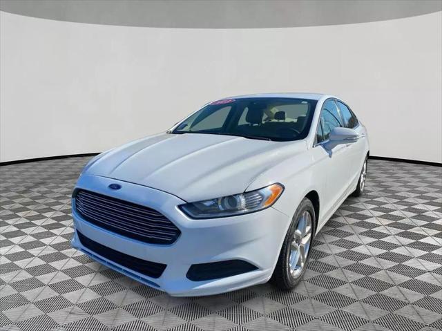 2013 ford fusion se