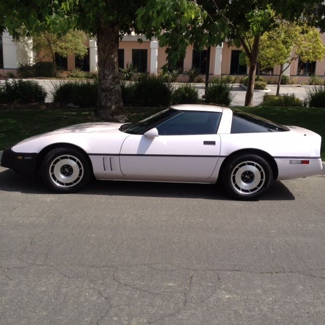 1984 corvette, excellent condition, inside and out! low miles, non-smoker