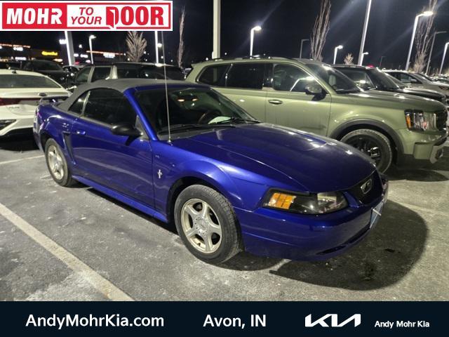 2003 ford mustang deluxe