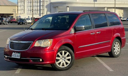 2012 chrysler town country for sale in california by owner