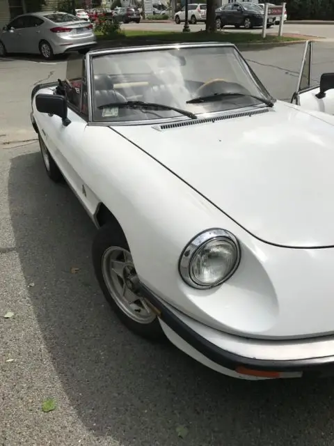 1986 alfa romeo spider - graduate in excellent condition inside/out