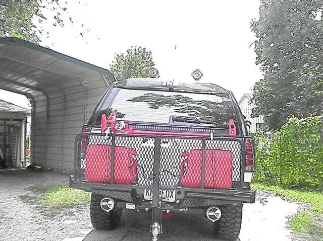 1992 suburban