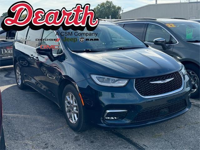2022 chrysler pacifica touring l