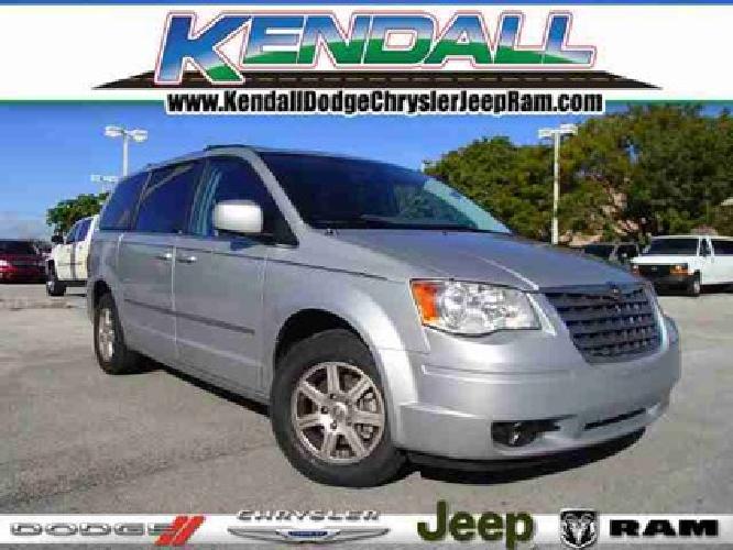 2010 chrysler town & country touring in kendall, fl