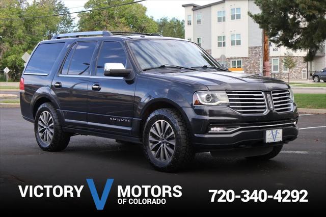 2015 lincoln navigator base