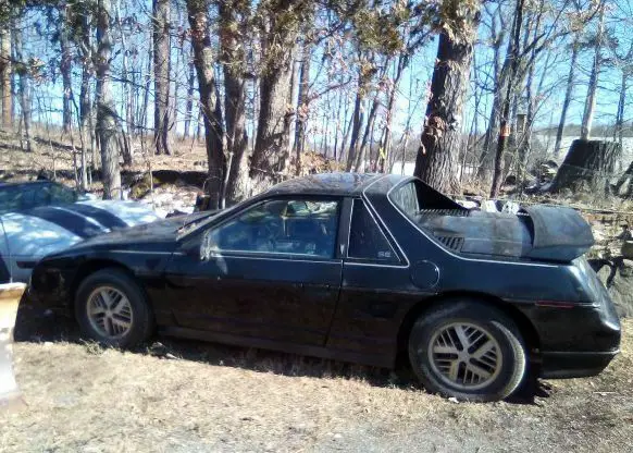 1986 pontiac fiero se coupe v6 auto 125k parts or project as is