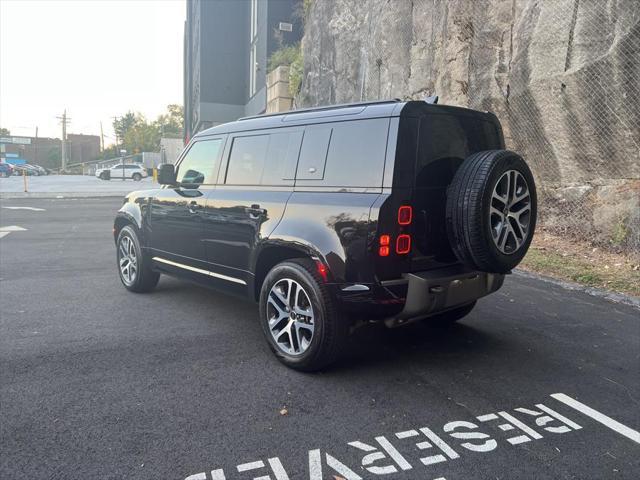 2022 land rover defender 110 x-dynamic hse