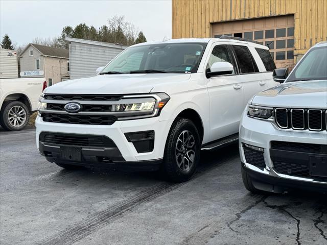 2023 ford expedition xlt 4wd
