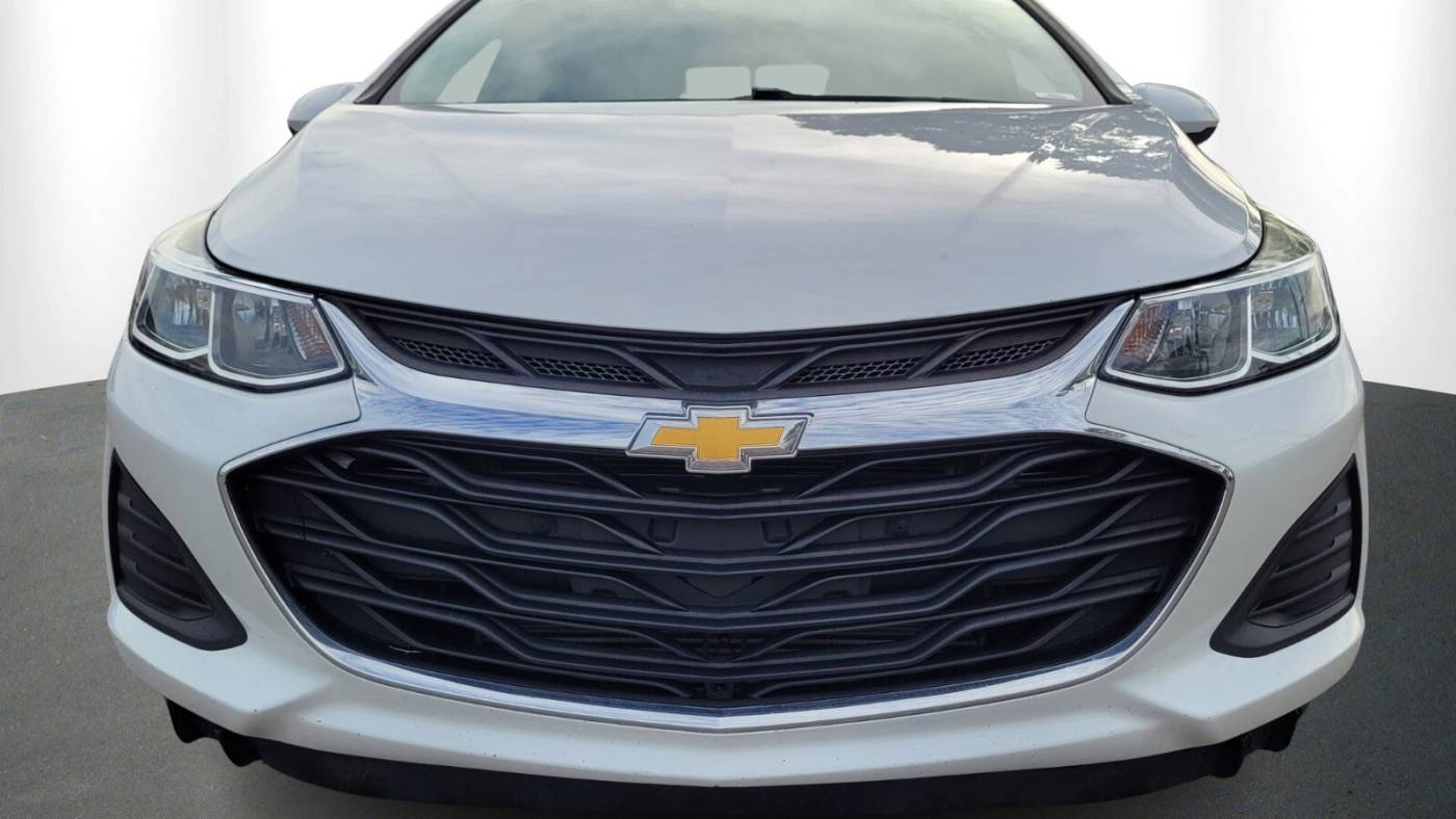 2019 chevrolet cruze ls