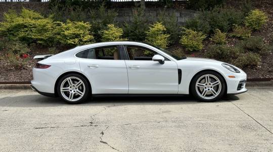 2018 Porsche Panamera