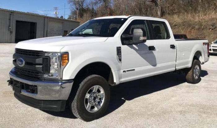 2017 ford f-350 super duty xl 4x4 xl 4dr crew cab 8 ft. lb srw pickup for sale in harrison, arkansas