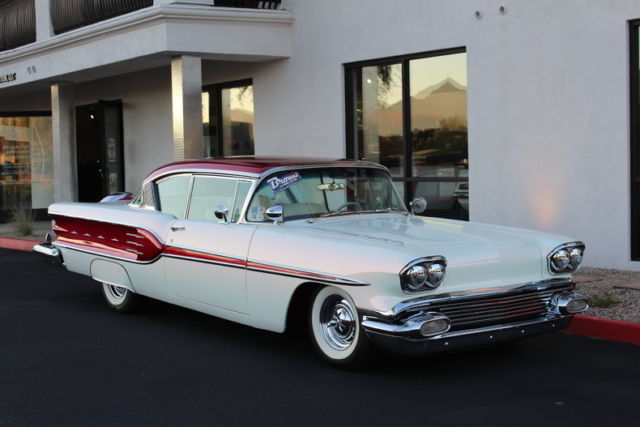 1958 pontiac star chief custom