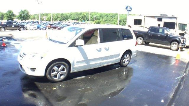 2010 volkswagen routan se se 4dr mini-van for sale in yarmouth, maine