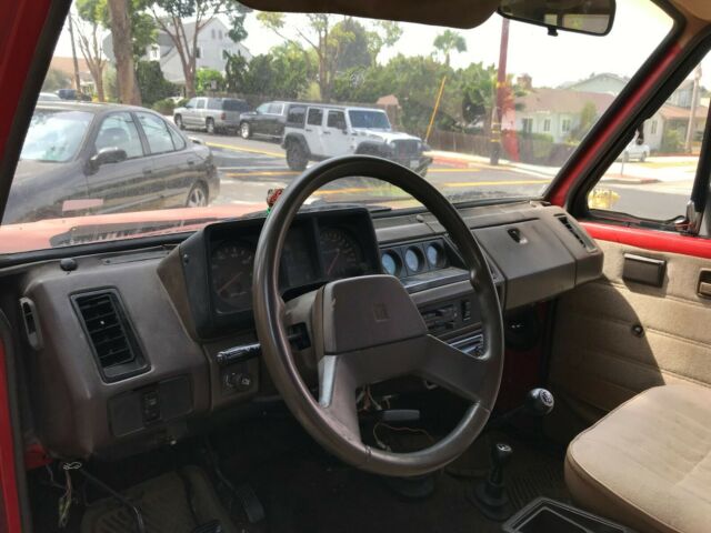 1986 isuzu trooper - non-operational registration - starter broken