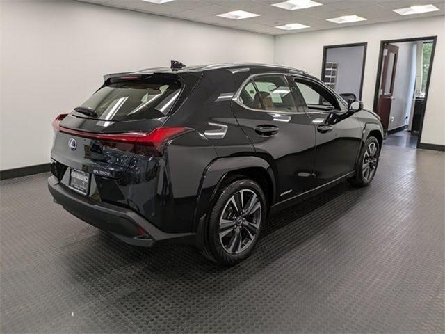 2022 lexus ux 250h base