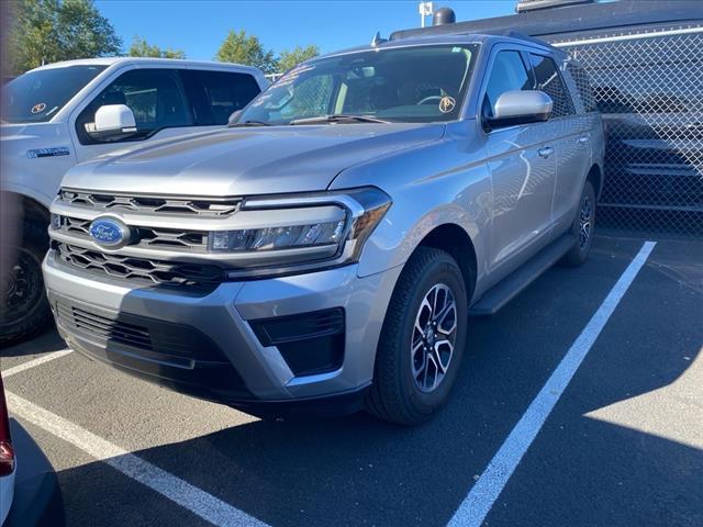 2024 ford expedition xlt