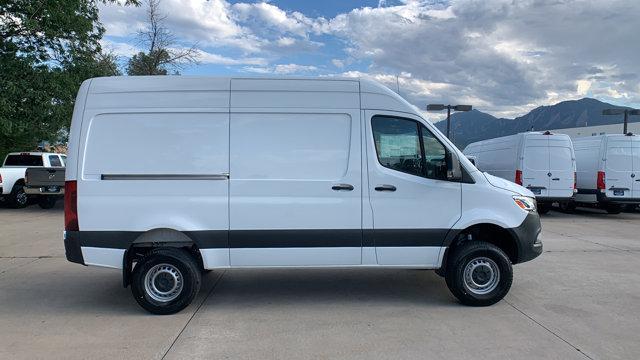 2023 mercedes-benz sprinter 2500 standard roof