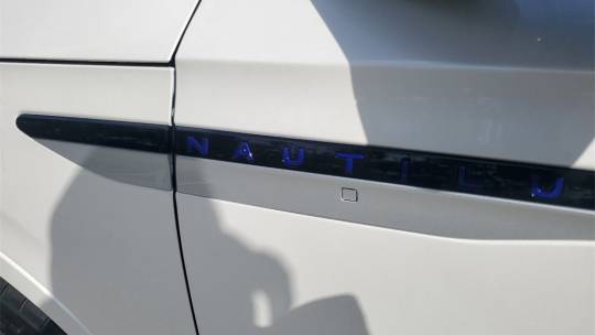 2024 Lincoln Nautilus