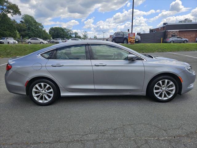 2015 chrysler 200 c