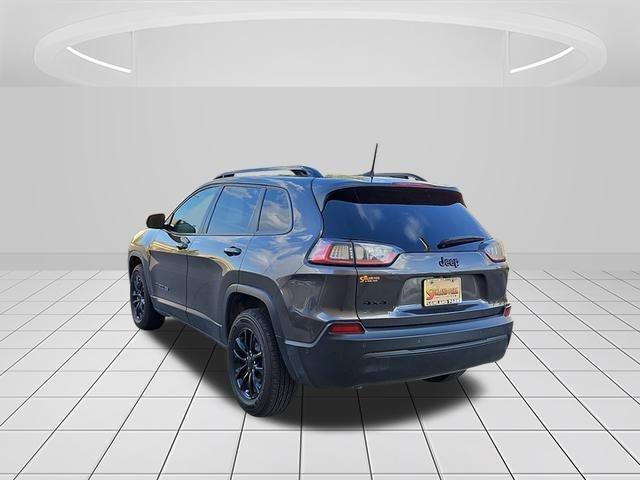 2023 jeep cherokee altitude lux