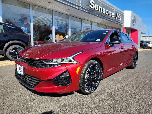2022 kia k5 gt-line