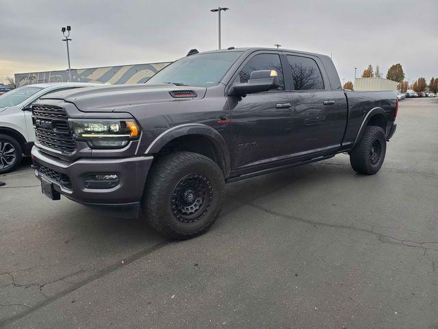 2021 ram 2500 limited mega cab 4x4 64' box