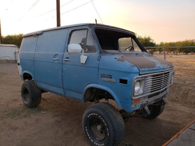 1975 4x4 vanadura project van