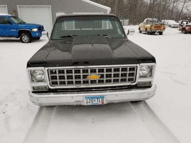 1980 chevy short box 2 wheel updated with 350 tbi and new 700r4, frame off build