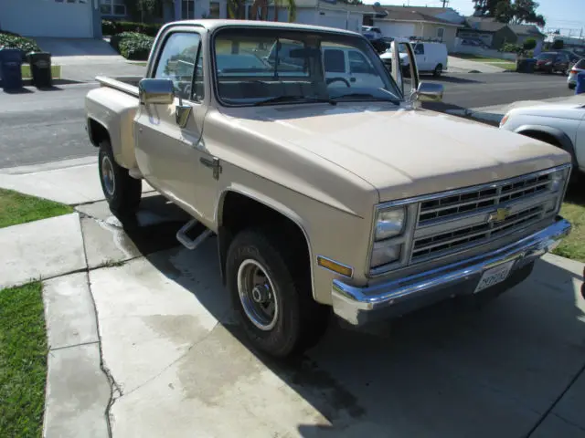 1986 chevy scottsdale edition 35000 miles step side original 4x4