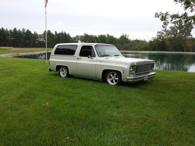 1980 gmc jimmy, 6.0l vortec, ridetech, custom paint, custom interior, 100% new