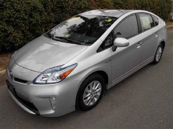 2012 toyota prius plug-in alloy,cloth,plug-in in richmond, va