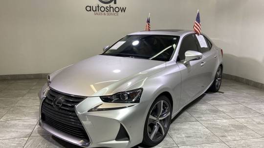 2019 Lexus IS