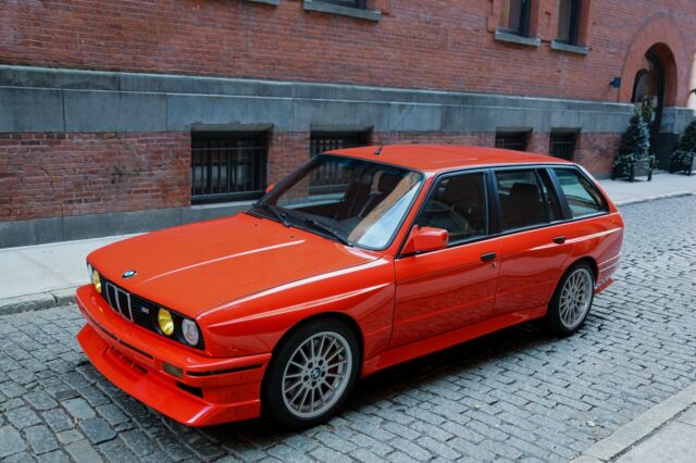 bmw e30 m3 tribute touring . " drives awesome and looks stunning "
