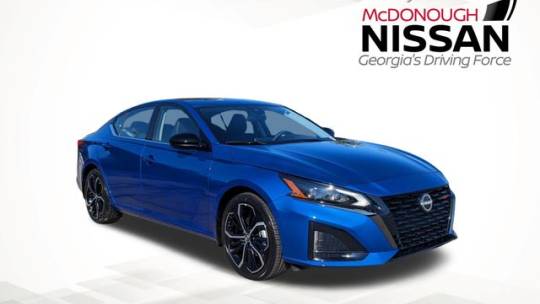2025 Nissan Altima sr premium package