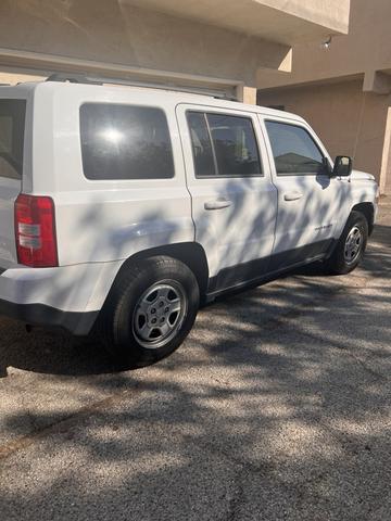 2016 jeep patriot sport