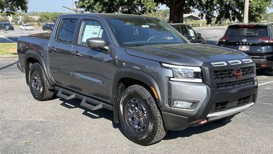 2025 Nissan Navara (Frontier) pro-x