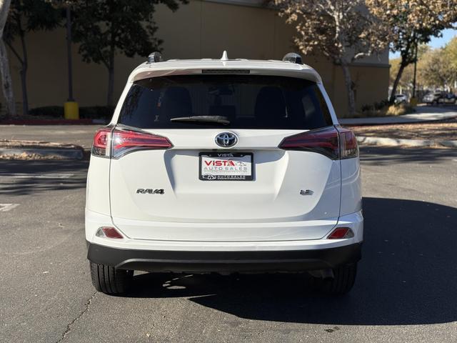 2018 toyota rav4 le