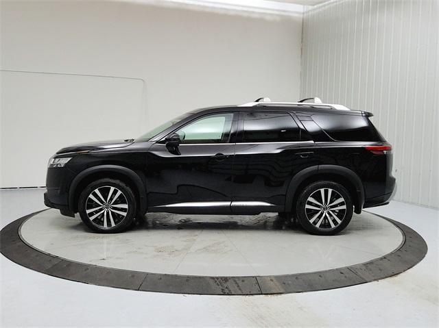 2023 nissan pathfinder platinum