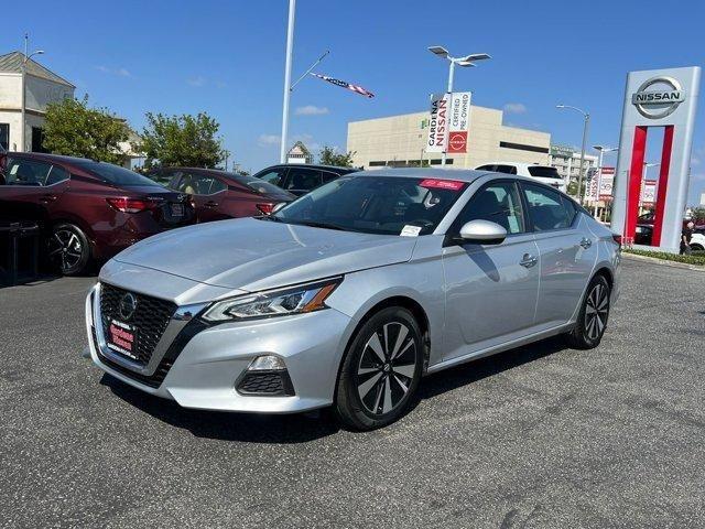 2022 nissan altima