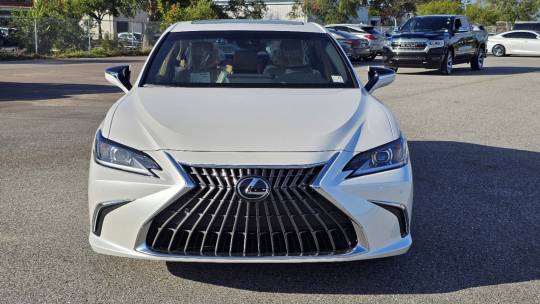 2025 Lexus ES