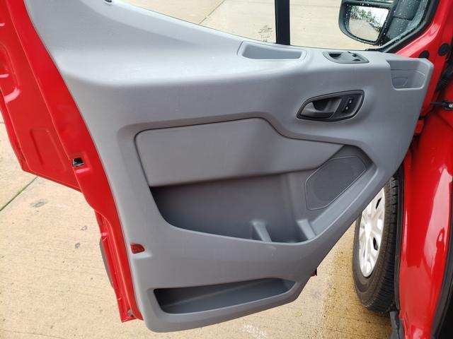 2015 ford transit-150 t-150 130 low roof xlt swing-out rh dr