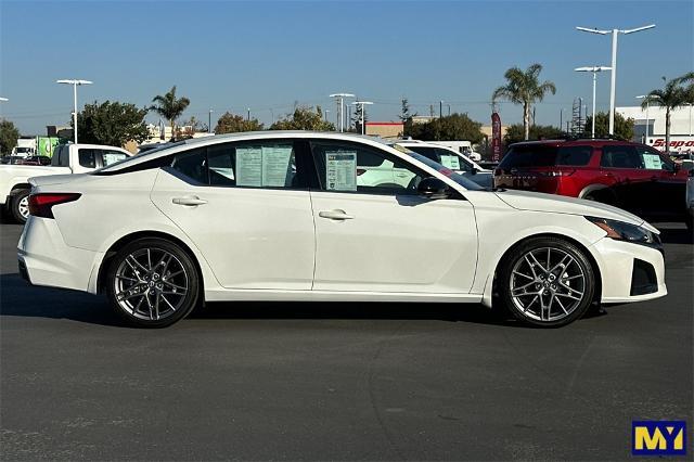 2023 nissan altima 2.0 sr