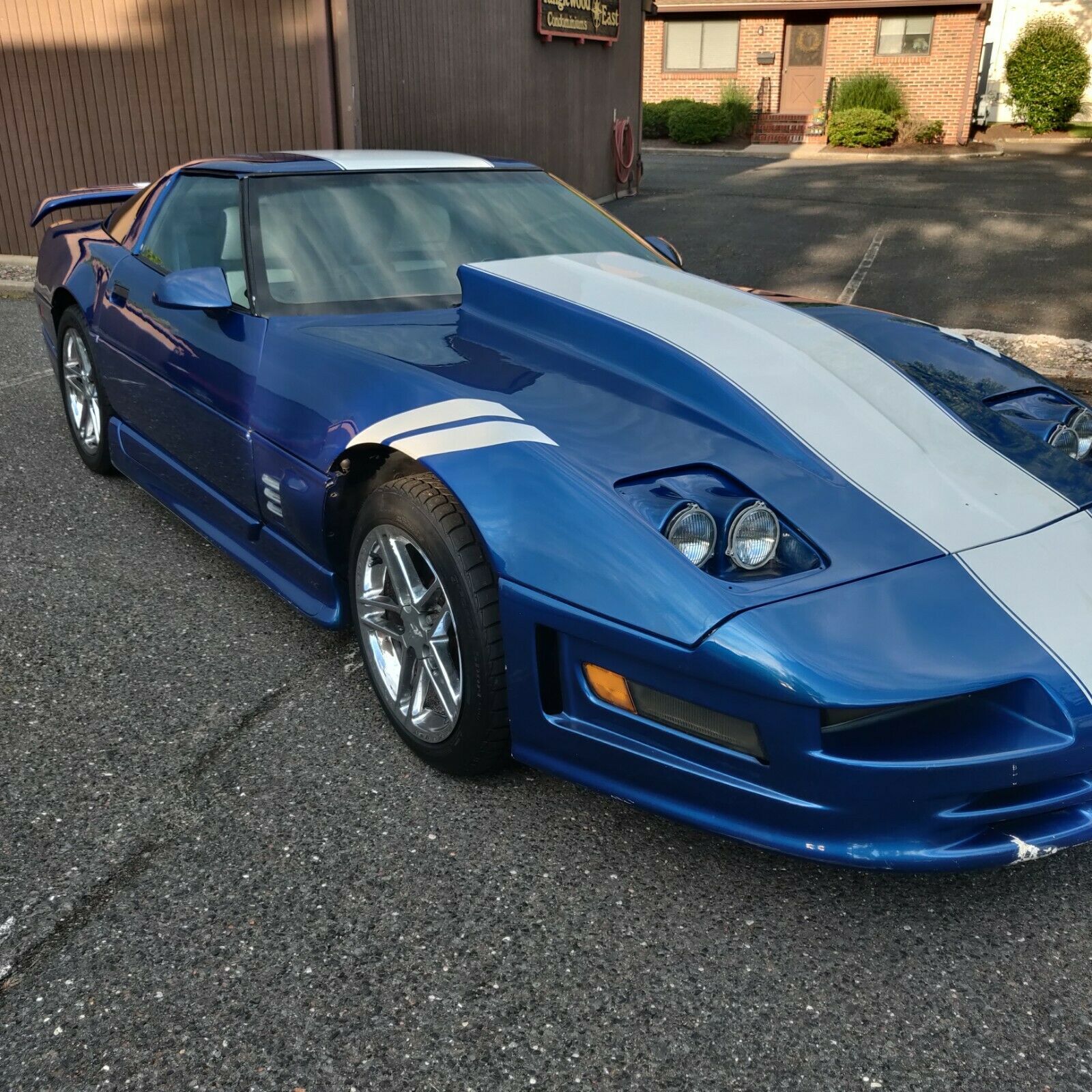 1989 chevrolet corvette custom mechanically restored. drives great. dealers ok