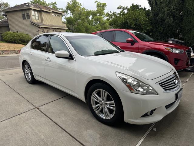 2012 infiniti g37 journey